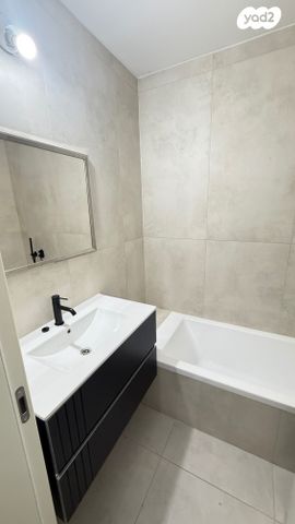 דירה, זכרון יעקב 5, הצפון החדש - כיכר המדינה, תל אביב יפו