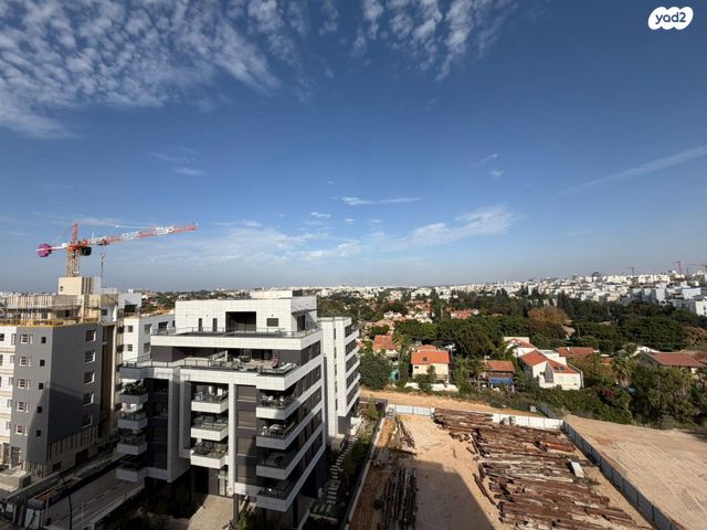 דירה, פרדס משותף, רעננה