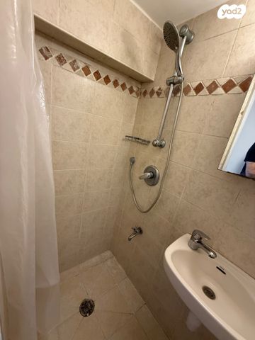 דירת גן, שלמה בובר, תל חיים, תל אביב יפו