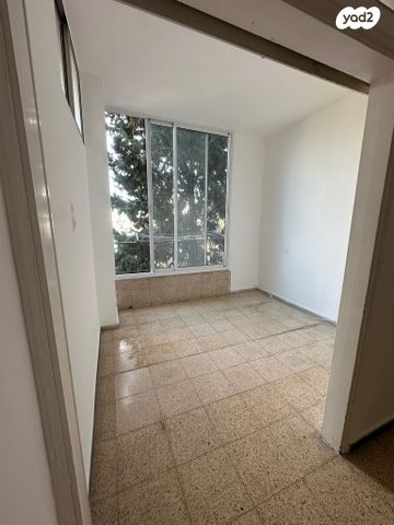 דירה, שדרות העצמאות 56, בת ים