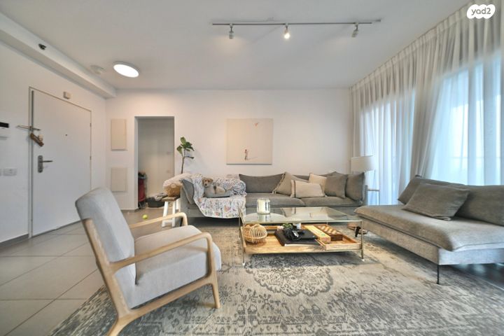 דירה, נווה שרת, תל אביב יפו