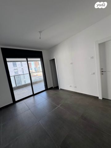 דירה, פארק העסקים האלף, ראשון לציון