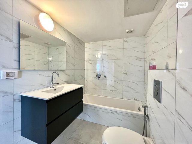 דירה, שדרות ניצה, צפון מערב מרכז העיר, נתניה