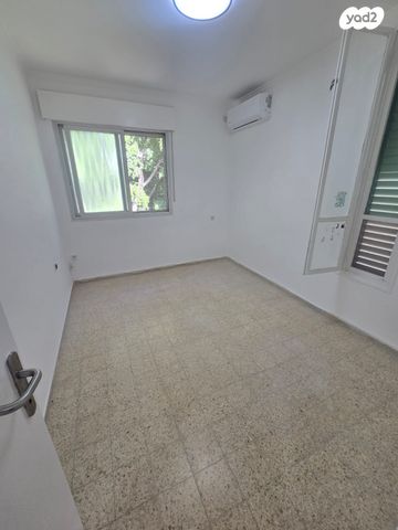 דירה, שמעון רייך, עיר, מרכז העיר, נהריה