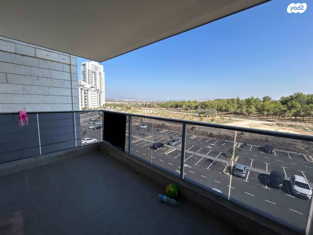 עוזי חיטמן 3