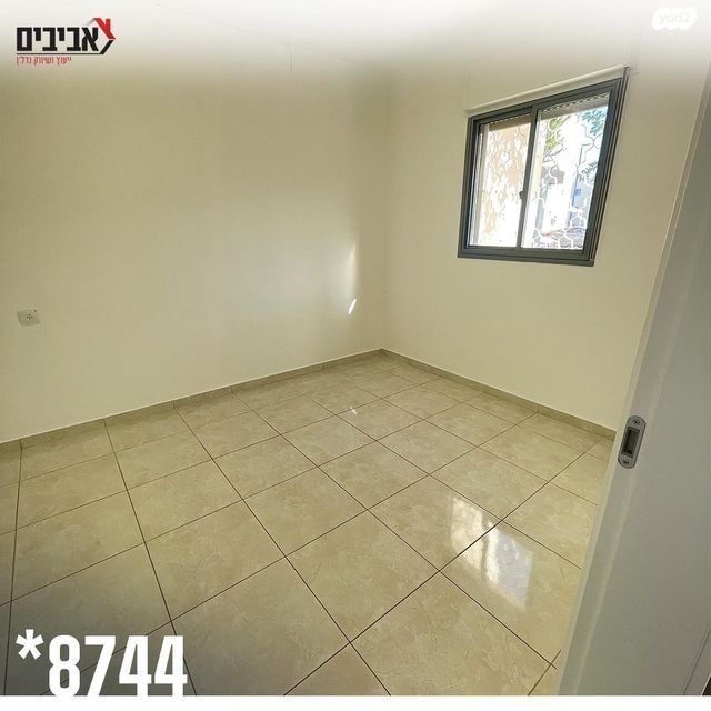 דירת גן, בן גוריון, שדרות