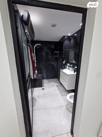 דירה, מורד הגיא, הפרסה, כרמיאל