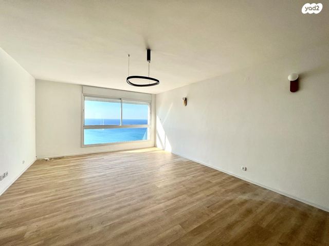 דירה, שדרות ניצה, צפון מערב מרכז העיר, נתניה