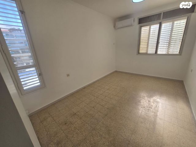 דירה, שמעון רייך, עיר, מרכז העיר, נהריה