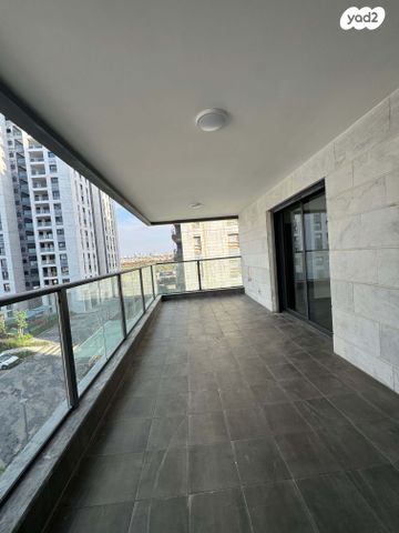 דירה, פארק העסקים האלף, ראשון לציון