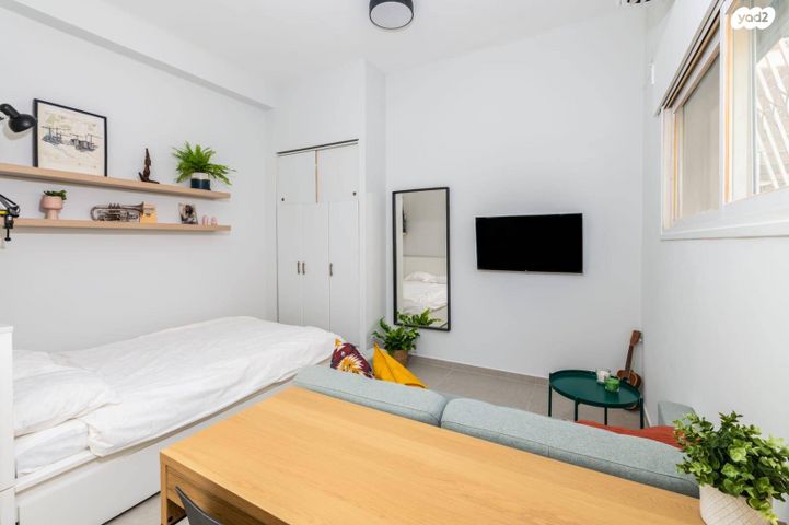 סטודיו/ לופט, בר גיורא 45, הדר עליון, חיפה