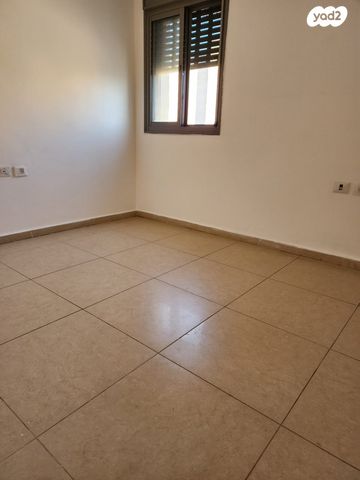 דופלקס, שוהם 76, אבני חן, חריש