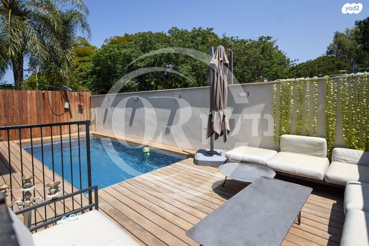 דו משפחתי, קרית יערים, רמת השרון