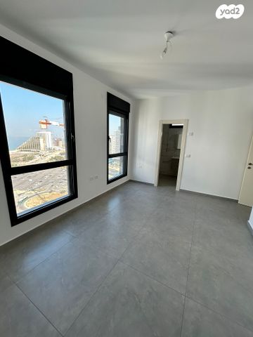 דירה, נעמי שמר 1, דרום חדש, פארק הים, בת ים