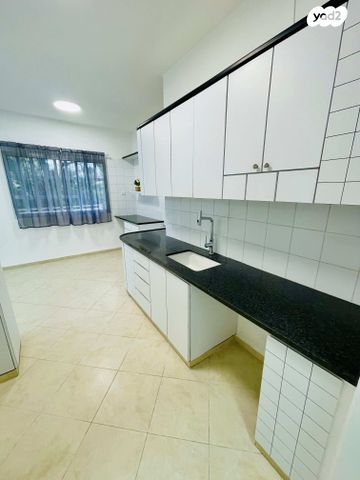 דירה, התשבי 28, רמת התשבי, חיפה