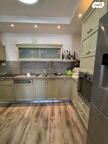 דירה, אילנות, סביוני ים, קרית ים