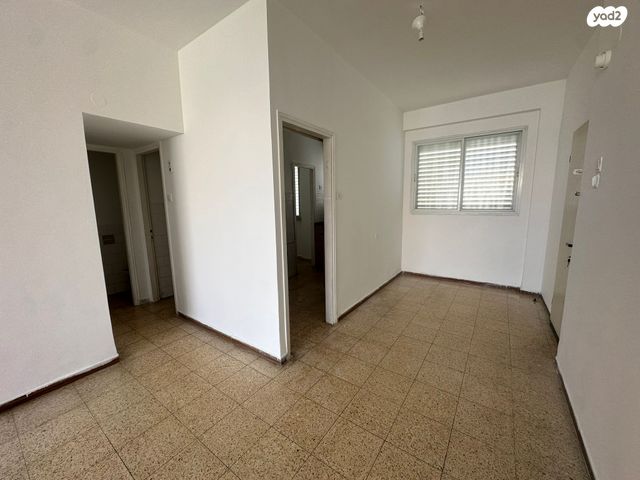 דירה, שדרות העצמאות 56, בת ים