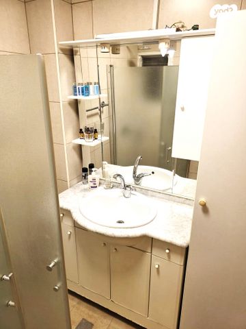 דירה, הר הצופים, קרית שמונה