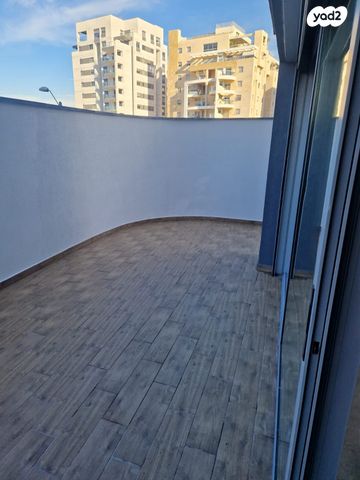 דירת גן, אסירי ציון, קרית שלום, תל אביב יפו