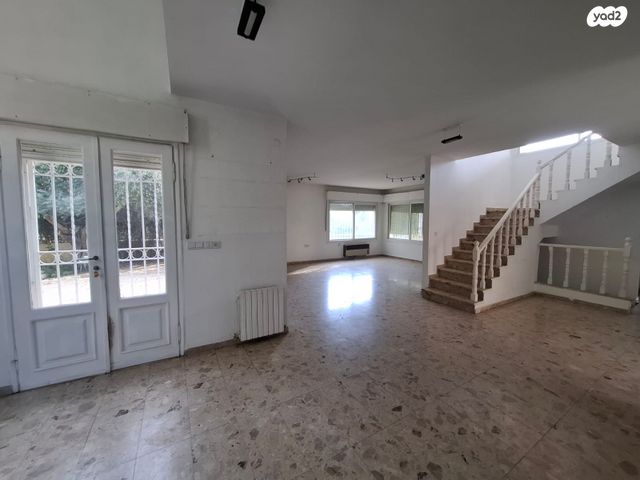 בית פרטי/ קוטג', האלון, הר אדר