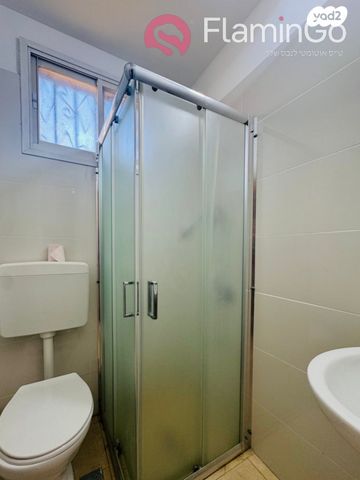 דירה, העיר התחתית, ואדי סאליב, חיפה