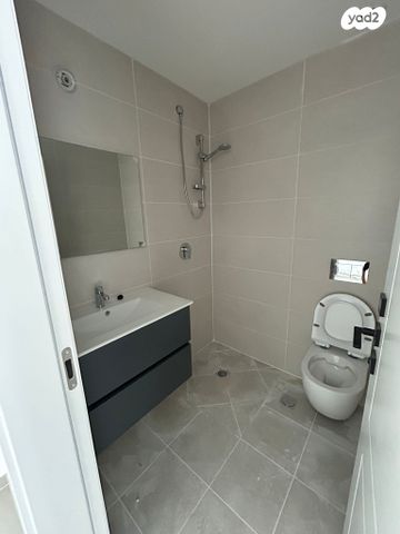 דירה, מגדיאל, הוד השרון