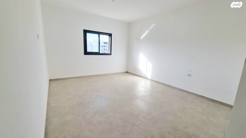 גג/ פנטהאוז, משה וילנסקי, נווה זמר, רעננה