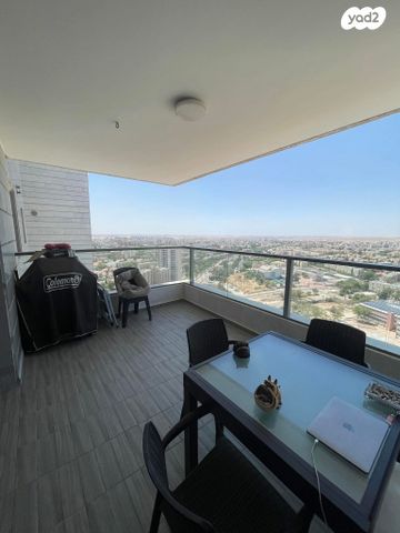 דירה, אברהם מחרז 16, סנטרל פארק / האצטדיון, באר שבע