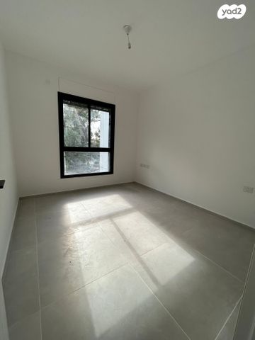 דירה, מגדיאל, הוד השרון