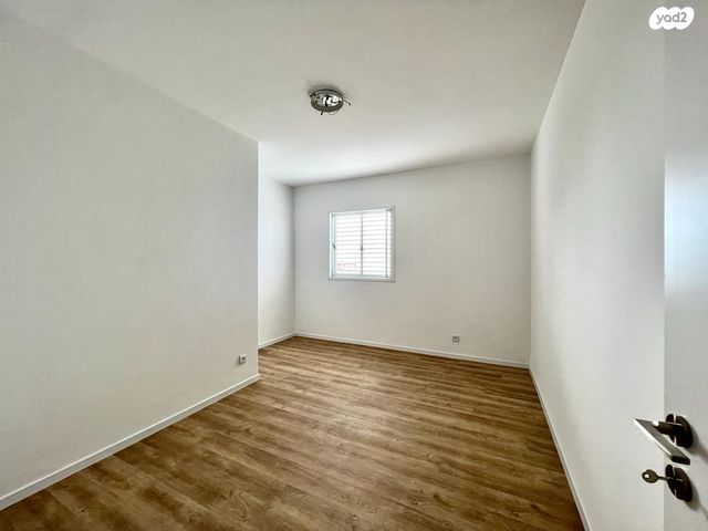 דירה, שדרות ניצה, צפון מערב מרכז העיר, נתניה