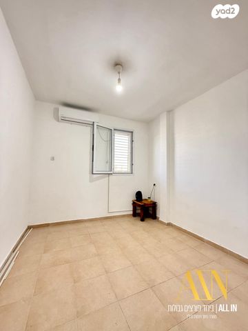 דירה, המעפיל 1215, שכונה לדוגמה, דימונה