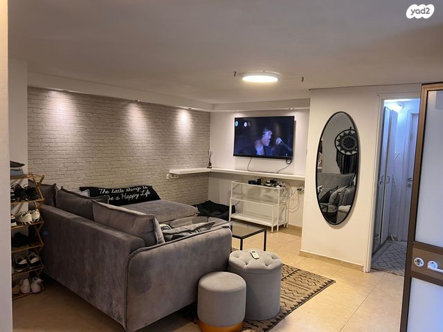 יחידת דיור, אורנית