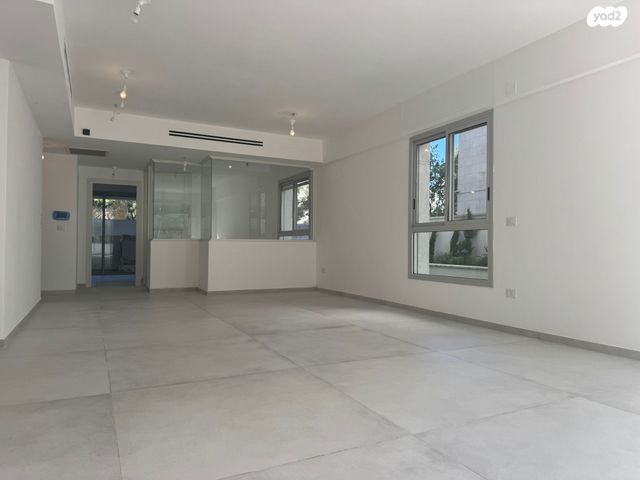 דירת גן, ויתקין, אחוזה, חיפה