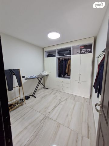 דירה, מורד הגיא, הפרסה, כרמיאל