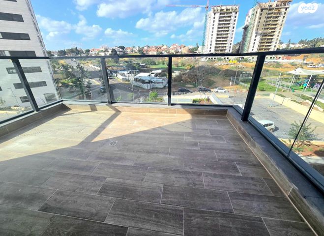 דירה, ד"ר יוסף בורג, כוכב הצפון, נתניה