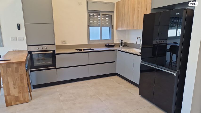 דירת גן, אסירי ציון, קרית שלום, תל אביב יפו