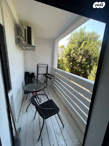 יחידת דיור, גבעת הרקפות, גבעת תל חי, קרית אתא