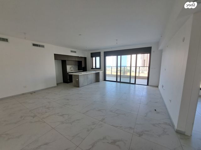 אמנון ליפקין שחק 4