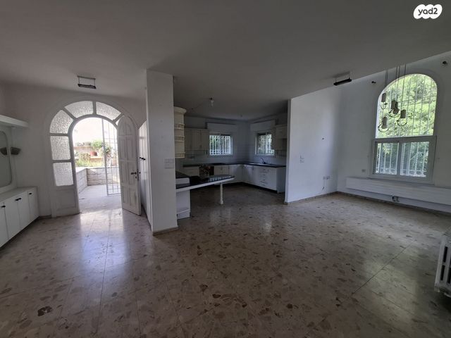 בית פרטי/ קוטג', האלון, הר אדר