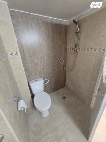 דירה, שמעון רייך, עיר, מרכז העיר, נהריה