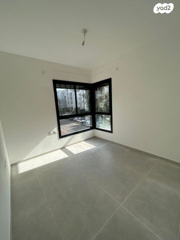 דירה, מגדיאל, הוד השרון