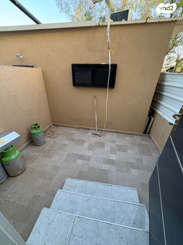 דירת גן, יציאת אירופה, שכונה ה', באר שבע