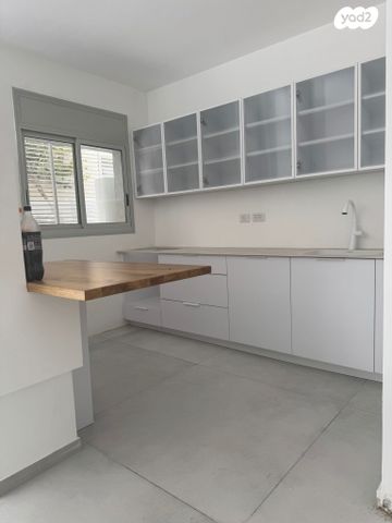 דירת גן, ויתקין, אחוזה, חיפה