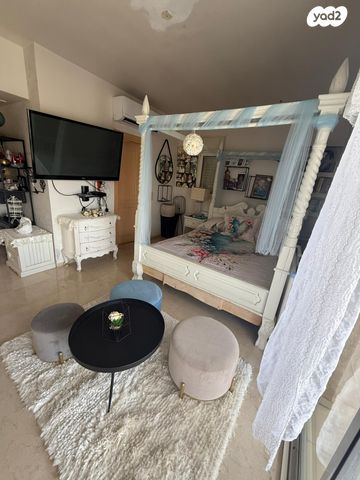 בית פרטי/ קוטג', השמש, הרקיע, הגולף, קיסריה