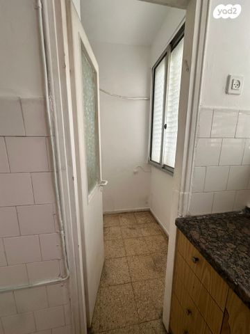 דירה, שדרות העצמאות 56, בת ים