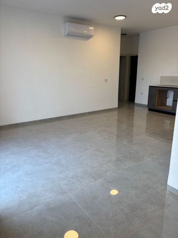 יחידת דיור, פוריה נווה עובד