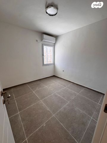 דירה, רחבת הסוכנות, דימונה