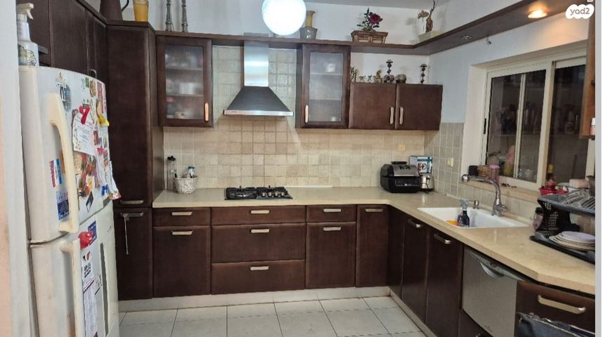 דירה, מתחם 200, הוד השרון