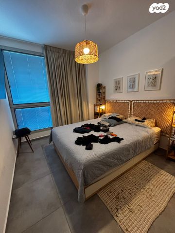 דירה, גרציאני יצחק, תל אביב יפו