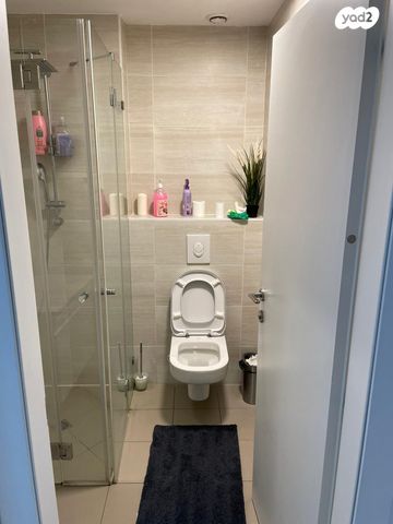 דירה, דרך מנחם בגין 144, מונטיפיורי, הרכבת, תל אביב יפו